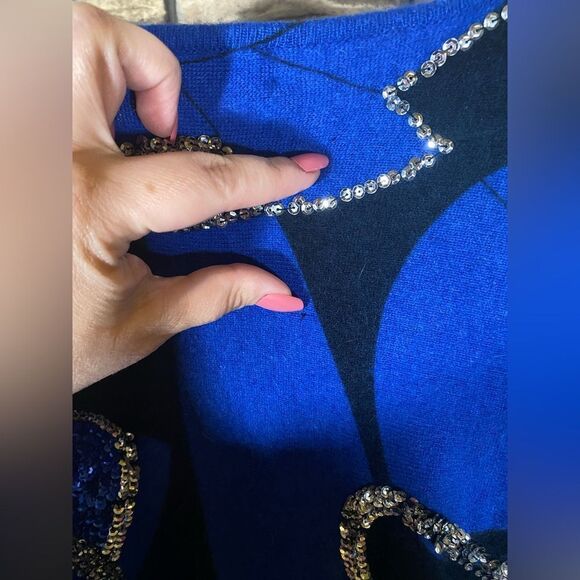 Unique close to you wool blend blouse - Picture 3 of 7